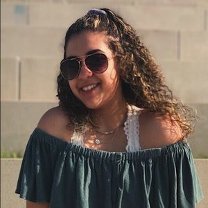 Meet your Posher, Jessica